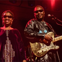 Concert review: Doylu en Amadou & Mariam - De Casino