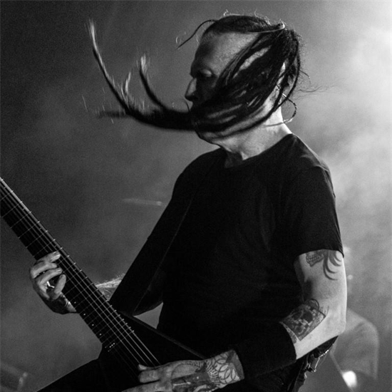 Photo report: Paradise Lost