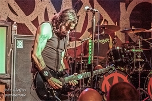 Photo Report: Prong