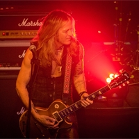 Photo report: Glenn Hughes Ft Doug Aldrich - Cultuurpodium Boerderij (NL)