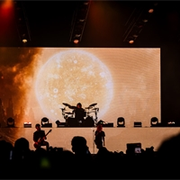 Photo report: Lorna Shore