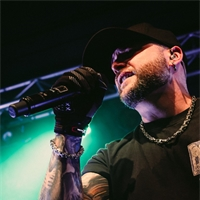 Photo report: Smash Into Pieces