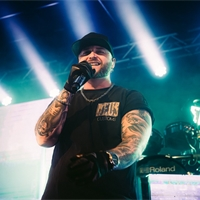 Photo report: Smash Into Pieces