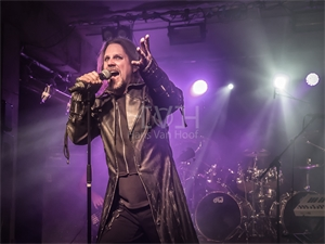 Photo report: Crimson Glory