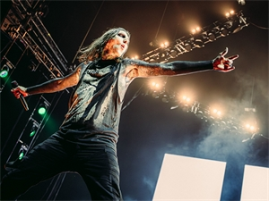 Photo report: Motionless In White