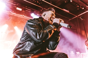 Photo report: Set it Off